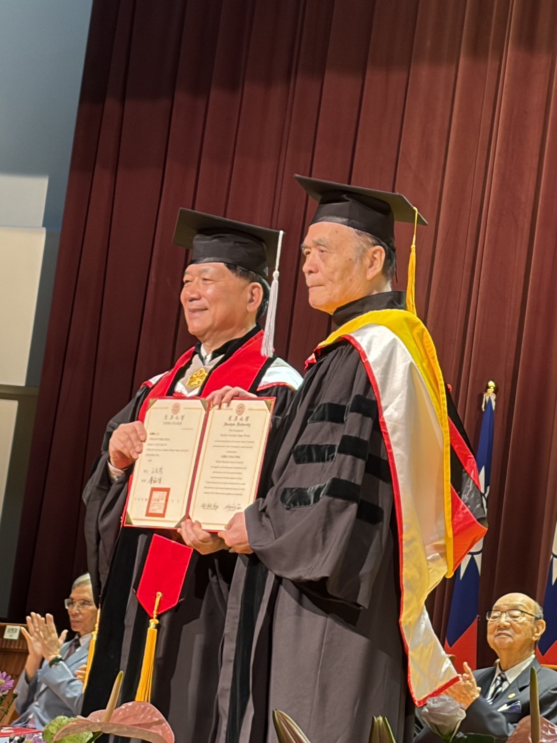 2026.06.13斗中校友會榮譽理事長陳調鋌董事長，獲頒東吳大學名譽理學博士學位
